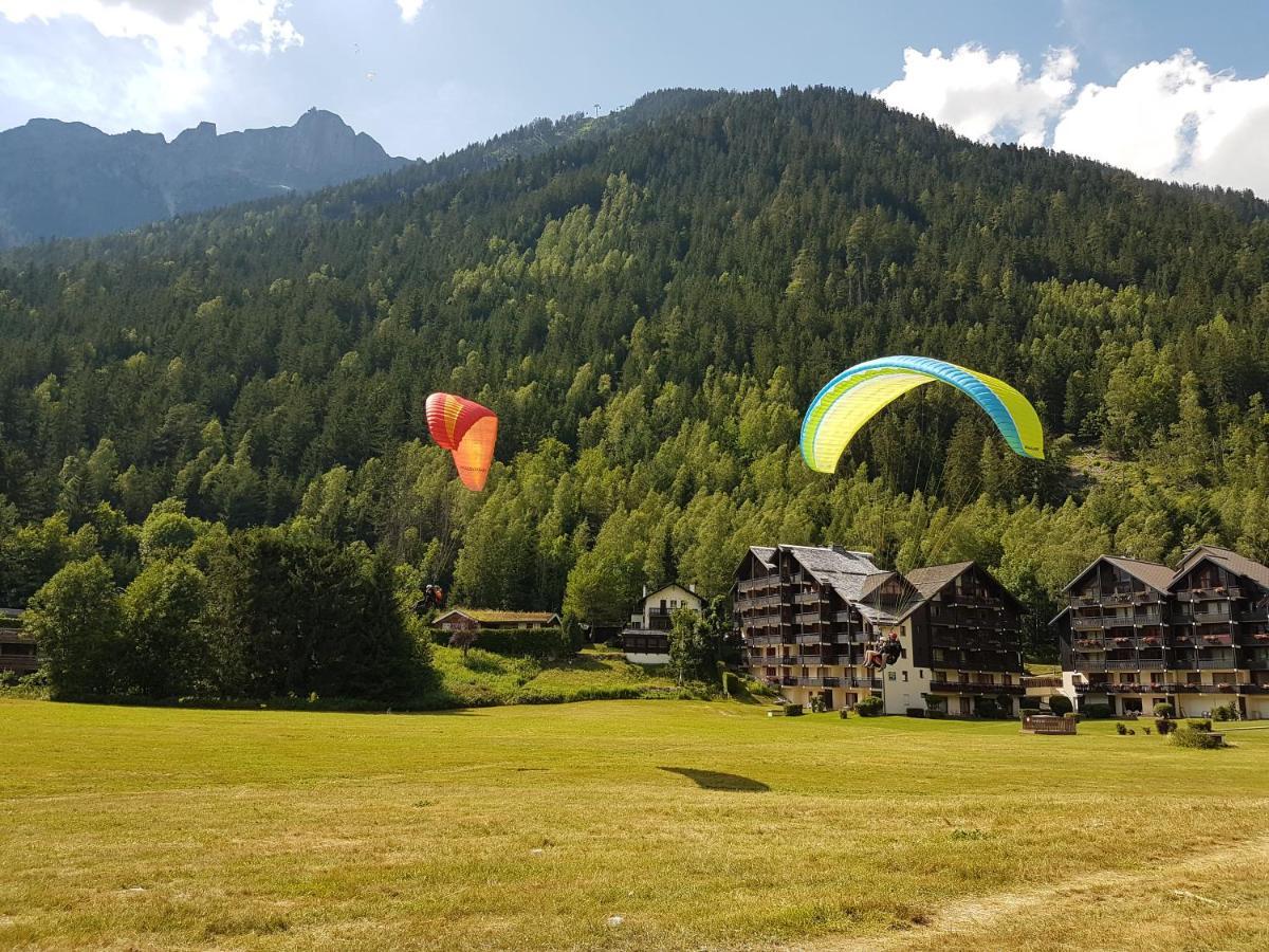 Vue Montblanc Magique En Centre-Ville Avec Parking Chamonix Bagian luar foto