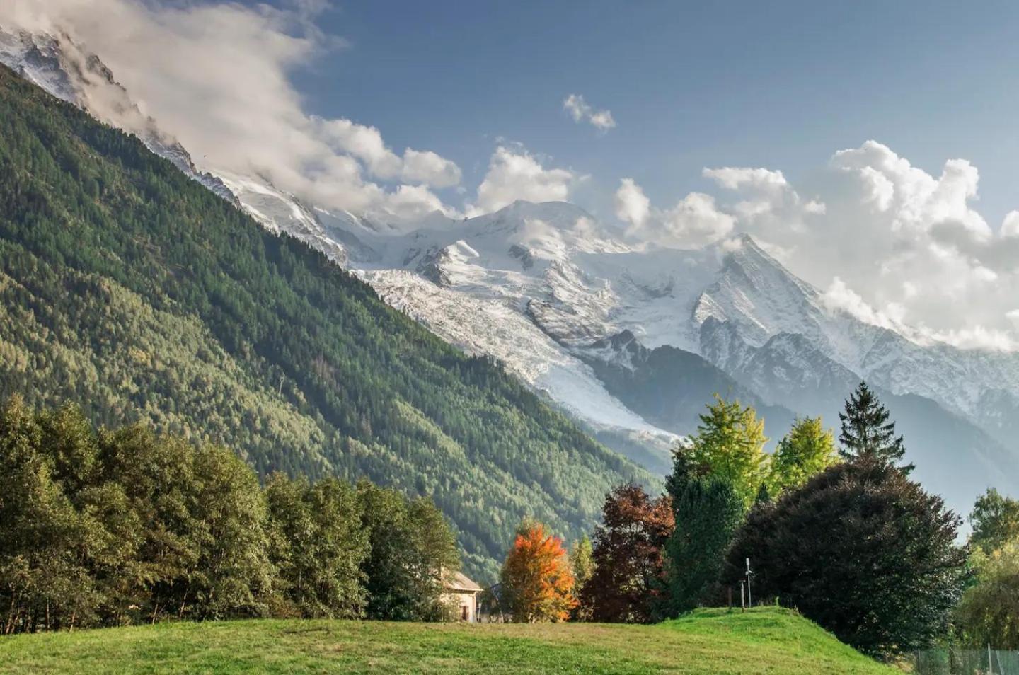 Vue Montblanc Magique En Centre-Ville Avec Parking Chamonix Bagian luar foto